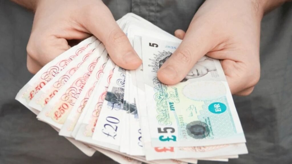 UK Households to Receive £150 Energy Bill Discount, Find Out Eligibility & Dates